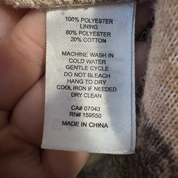 Joie size large Cream and Brown Plaid Teddy Jacket, long fitted, button up - Picture 4 of 6